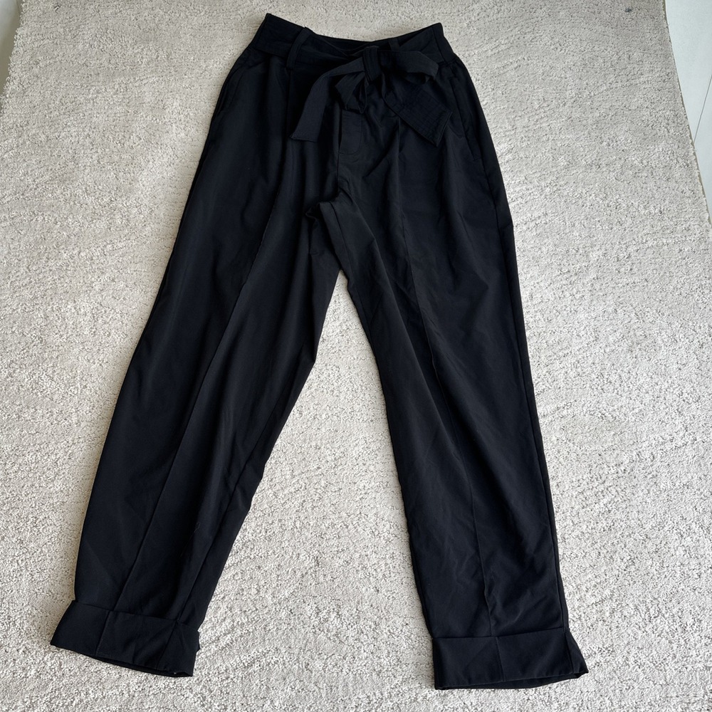 Women's Athleta Size‎ 4 Cardiff Pant Black Business Travel Cuff Ankle